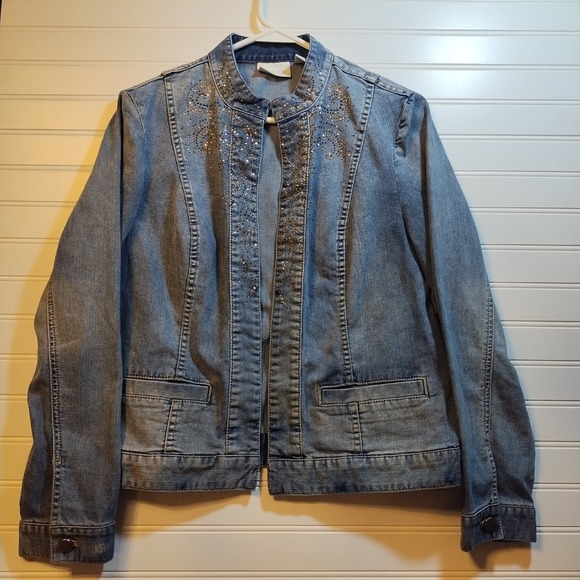 Chicos Denim Jacket Embellished Rhinestone Jean Jacket Women's Size 1 Blue Y2K - Picture 1 of 8
